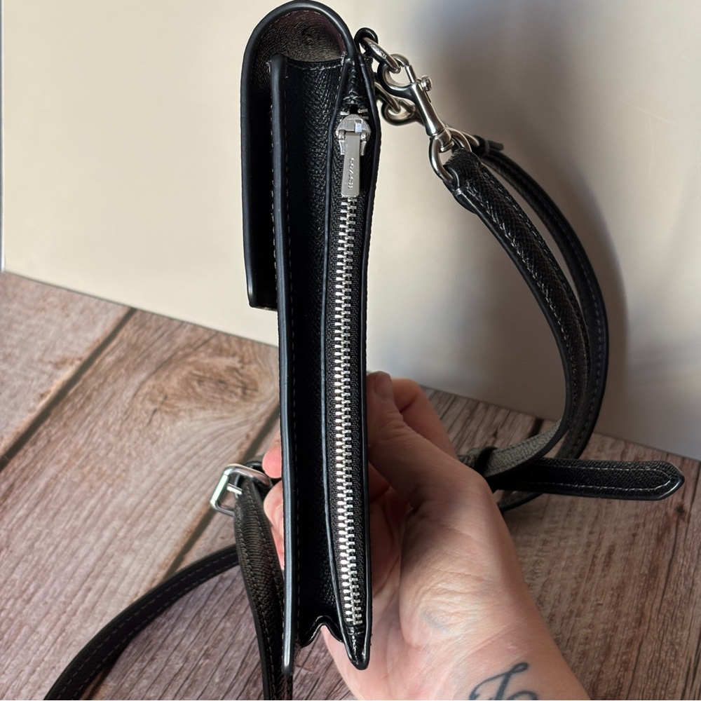 Coach North South Badlands Phone Crossbody - Picture 5 of 9